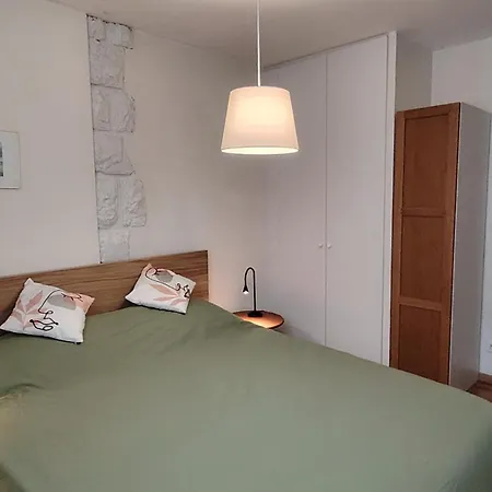 & Le Paisible - Proche Apartment